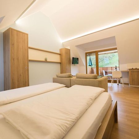 Vino Valdhuber Apartments Svecina Εξωτερικό φωτογραφία