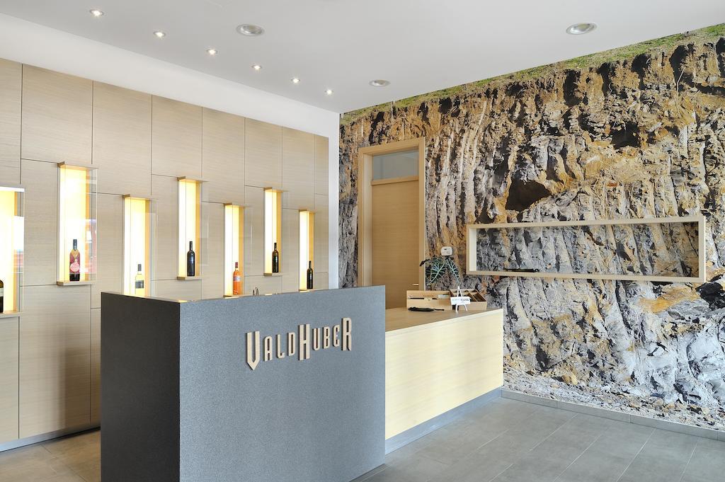 Vino Valdhuber Apartments Svecina Εξωτερικό φωτογραφία